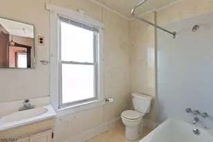 29 Luddington Ave, Clifton, NJ 07011 - Photo 18