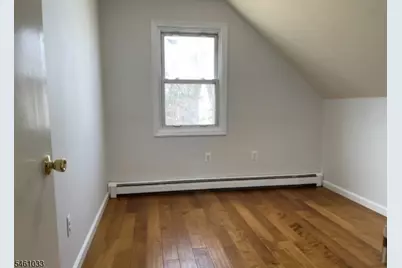 37 Crestview Hill Rd, Livingston, NJ 07039 - Photo 8