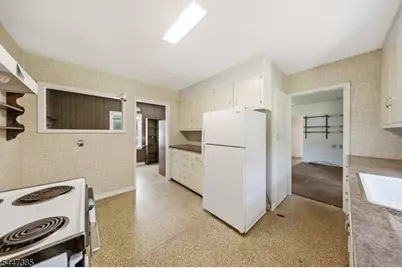 205 Glen Rd, Sparta Township, NJ 07871 - Photo 8