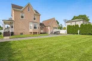 1120 Madison Hill Rd, Clark Township, NJ 07066 - Photo 32