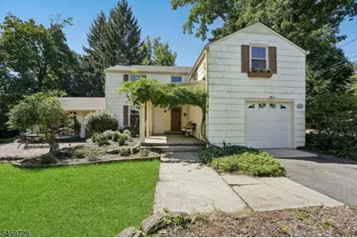 1 Seneca Pl, Montclair, NJ 07043 - Photo 1