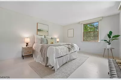 1 Seneca Pl, Montclair, NJ 07043 - Photo 22
