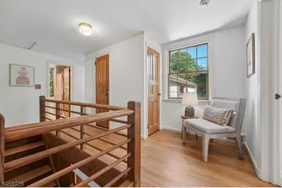 1 Seneca Pl, Montclair, NJ 07043 - Photo 20
