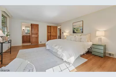 1 Seneca Pl, Montclair, NJ 07043 - Photo 30