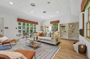 1 Seneca Pl, Montclair, NJ 07043 - Photo 12