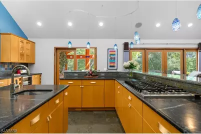 11 White Bridge Rd, Franklin Township, NJ 08867 - Photo 18