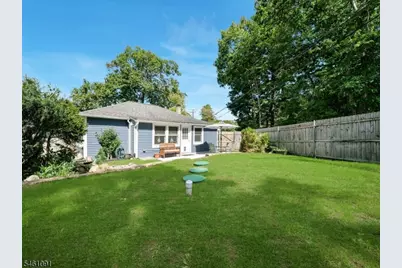 32 Laurel Dr, Jefferson Township, NJ 07438 - Photo 26