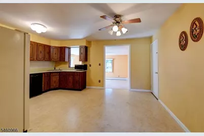 14 Apollo Dr, Jefferson Township, NJ 07438 - Photo 10