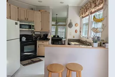 17 Quail Brook Court, Bedminster Township, NJ 07921 - Photo 8