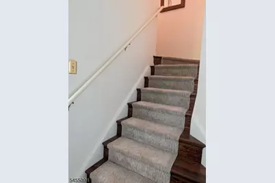 17 Quail Brook Court, Bedminster Township, NJ 07921 - Photo 10