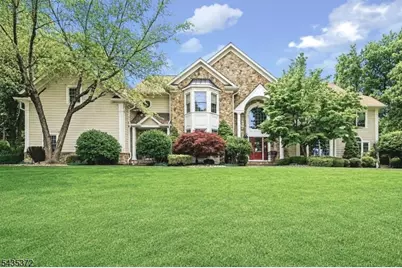 4 Winthrop Gait Rd, Sparta Township, NJ 07871 - Photo 2
