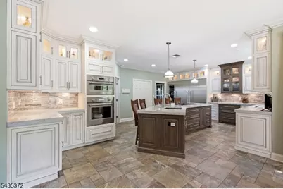 4 Winthrop Gait Rd, Sparta Township, NJ 07871 - Photo 10