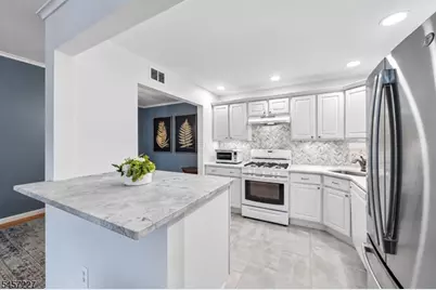 89 Woodward Ln, Bernards Township, NJ 07920 - Photo 10
