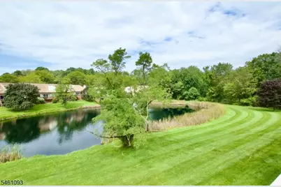 32 Rhea Run, Hampton Township, NJ 07860 - Photo 10
