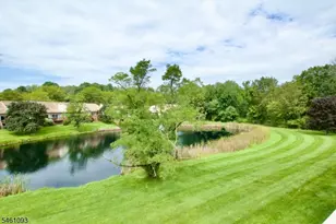 32 Rhea Run, Hampton Township, NJ 07860 - Photo 10