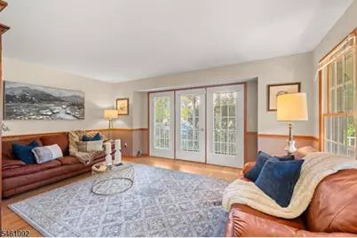 23 Milburn Dr, Hillsborough Township, NJ 08844 - Photo 8
