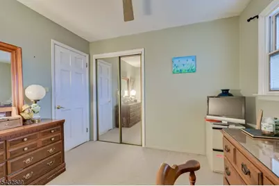 8 Adelphi Ct, Edison, NJ 08837 - Photo 24