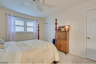 8 Adelphi Ct, Edison, NJ 08837 - Photo 22