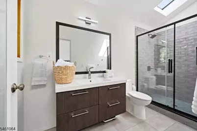 1 Carey Ct, Montclair, NJ 07042 - Photo 22