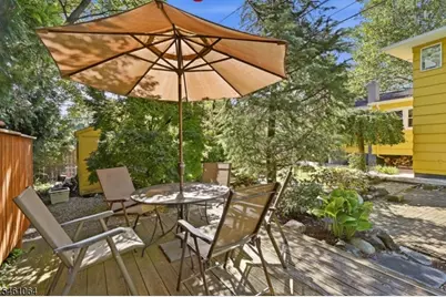 1 Carey Ct, Montclair, NJ 07042 - Photo 30