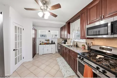 1248 Schmidt Ave, Union Township, NJ 07083 - Photo 10