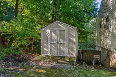 12 Doe Run, Vernon, NJ 07422 - Photo 32