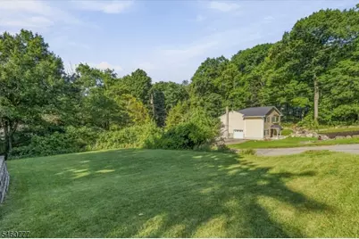 12 Doe Run, Vernon, NJ 07422 - Photo 6