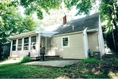 12 Central Ave, Pompton Lakes, NJ 07442 - Photo 28