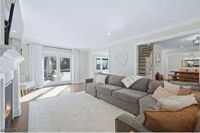 11 Tallwood Ct, Parsippany, NJ 07950 - Photo 24