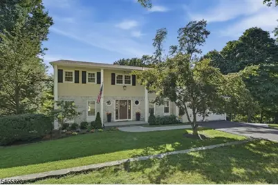 11 Tallwood Ct, Parsippany, NJ 07950 - Photo 2