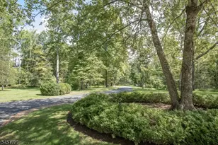 60 Potterstown Rd, Tewksbury Township, NJ 08833 - Photo 34