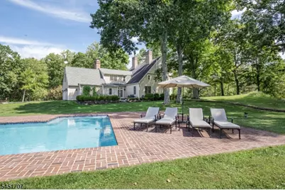 60 Potterstown Rd, Tewksbury Township, NJ 08833 - Photo 32