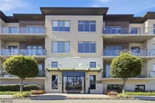 250 Henley Pl, Weehawken Twp., NJ 07086 - Photo 2