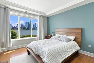 250 Henley Pl, Weehawken Twp., NJ 07086 - Photo 26