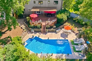 2 Sweet Briar Ct, Montgomery Township, NJ 08502 - Photo 8