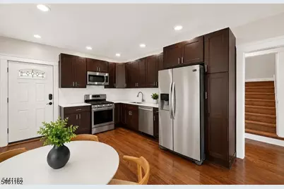 156 Valley Rd #2, Clifton, NJ 07013 - Photo 1