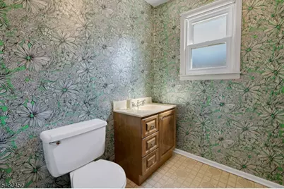 10 Klimback Ct, West Caldwell, NJ 07006 - Photo 10