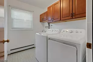 10 Klimback Ct, West Caldwell, NJ 07006 - Photo 22