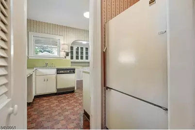 7 Tuxedo Rd, Glen Ridge, NJ 07028 - Photo 14