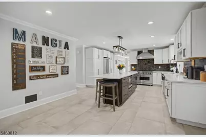 9 Alexandria Dr, East Hanover Township, NJ 07936 - Photo 8