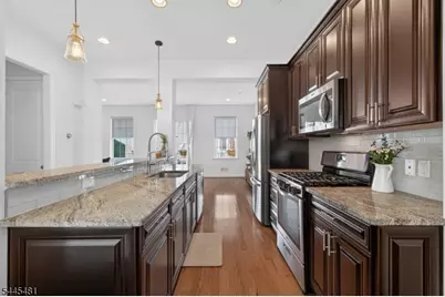 197 Roosevelt Drive #197, Wood Ridge, NJ 07075 - Photo 24