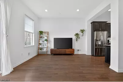 197 Roosevelt Drive #197, Wood Ridge, NJ 07075 - Photo 16