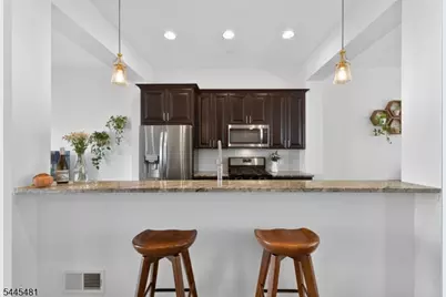 197 Roosevelt Drive #197, Wood Ridge, NJ 07075 - Photo 22