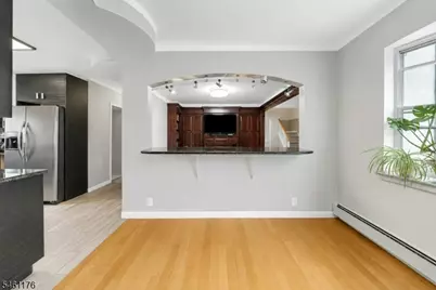 444 Riverside Ave, Lyndhurst Township, NJ 07071 - Photo 6