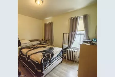 712 E 27th St #2, Paterson, NJ 07504 - Photo 8