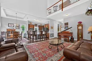 418 Edward St, Lopatcong Township, NJ 08865 - Photo 2