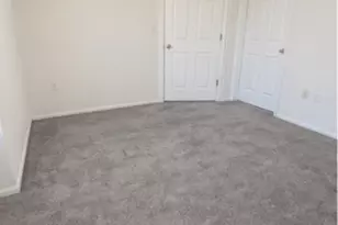 524 Great Beds Ct, Perth Amboy, NJ 08861 - Photo 6