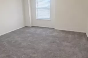 524 Great Beds Ct, Perth Amboy, NJ 08861 - Photo 8
