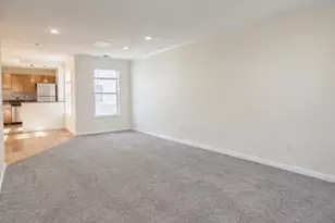 524 Great Beds Ct, Perth Amboy, NJ 08861 - Photo 4