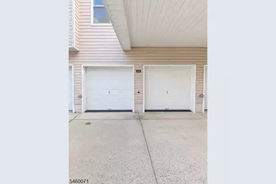 524 Great Beds Ct, Perth Amboy, NJ 08861 - Photo 1